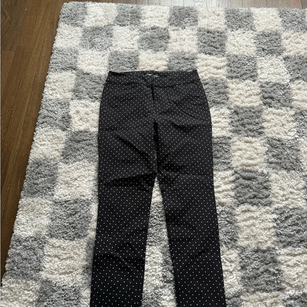 Old Navy Black Polka Dot Pixie Pants